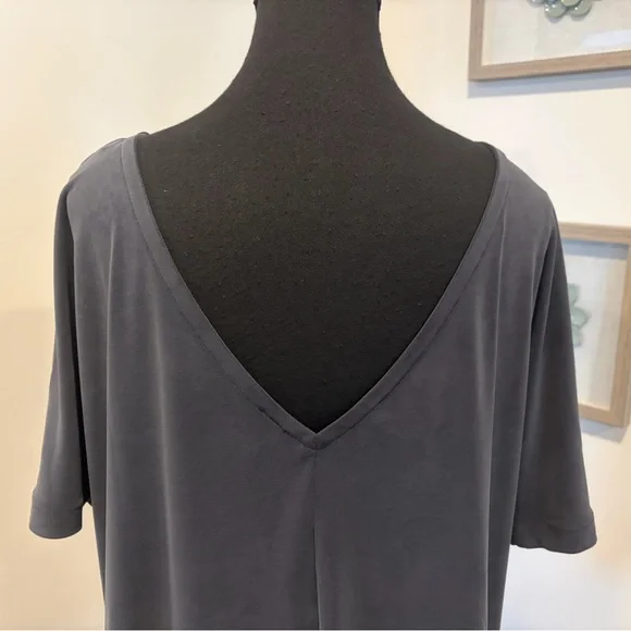 lululemon Black Drapey Softstreme Boatneck Short Sleeve Top NWT! - Picture 10 of 13